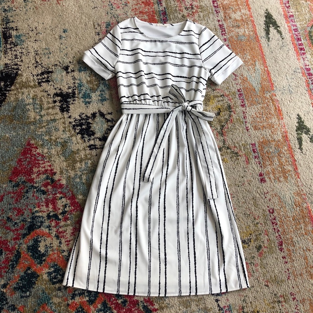 NWOT So Perla Black & White Dress Size Small